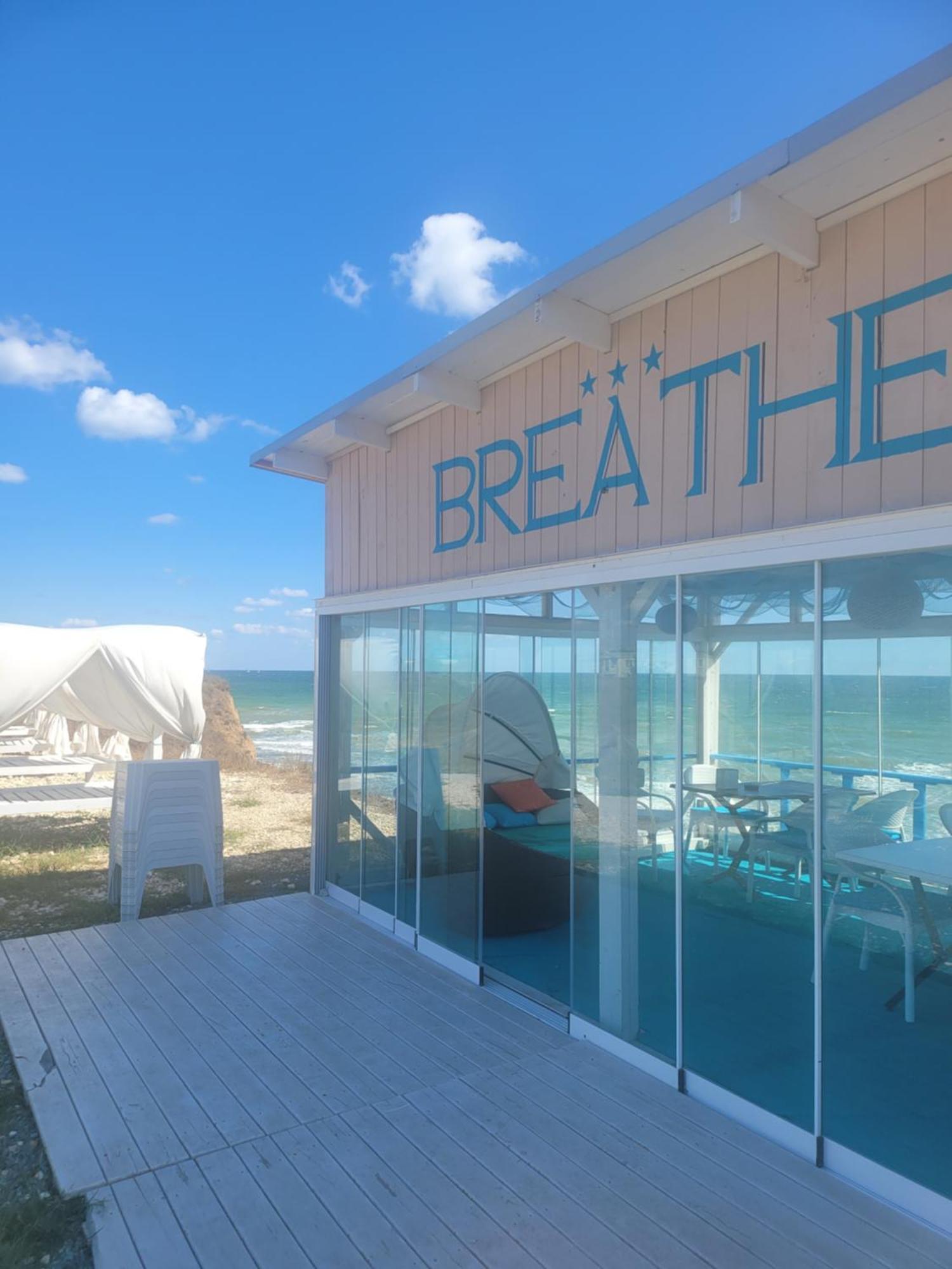 Breathe Hotell Vama Veche Eksteriør bilde